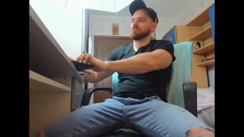 Snapshot of ryanstone_ chatting on 01/14/26, 05:57 Ryanstone online show from 01/14/26, 05:57