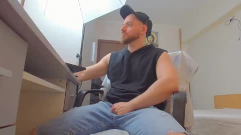 Ryanstone  online show from 03/28/26, 07:52