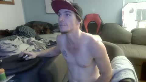 Ryan Tee online show from 09/09/25, 01:05