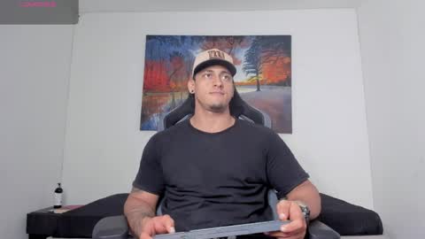 ryanwhite3 online show from 04/08/26, 02:11