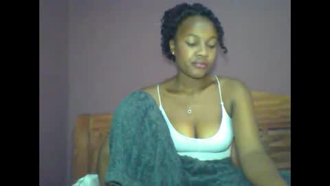 Snapshot of rycie chatting on 11/05/25, 06:57 Rycie online show from 11/05/25, 06:57