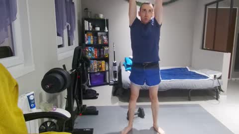 Snapshot of ryukukamifr chatting on 12/01/25, 06:02 Ryuk FR online show from 12/01/25, 06:02