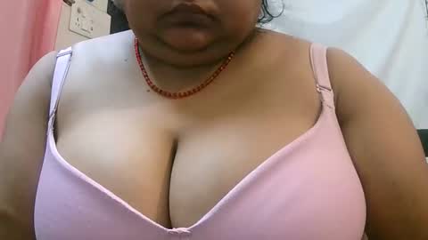 HotLovers online show from 12/15/25, 08:51