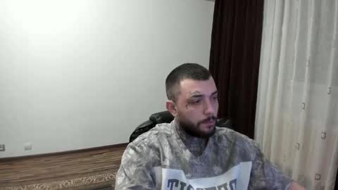 Snapshot of s1nmaster chatting on 02/19/26, 10:06 s1nmaster online show from 02/19/26, 10:06