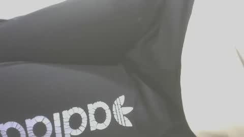 Snapshot of s201174370 chatting on 02/06/25, 05:40 Cloney online show from 02/06/25, 05:40