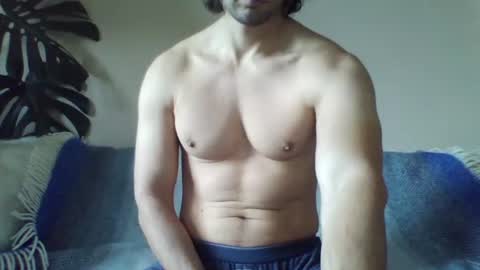 s43_ online show from 10/08/25, 10:24