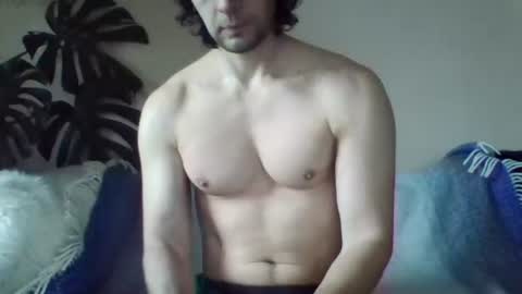 s43_ online show from 11/22/25, 09:52