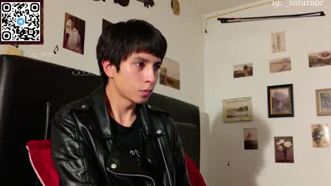 Snapshot of s_a_t_u_r_n chatting on 11/22/25, 07:18 ST online show from 11/22/25, 07:18