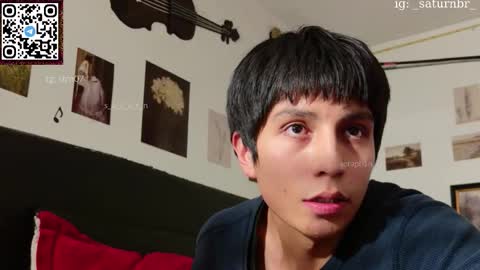 Snapshot of s_a_t_u_r_n chatting on 11/26/25, 06:58 ST online show from 11/26/25, 06:58