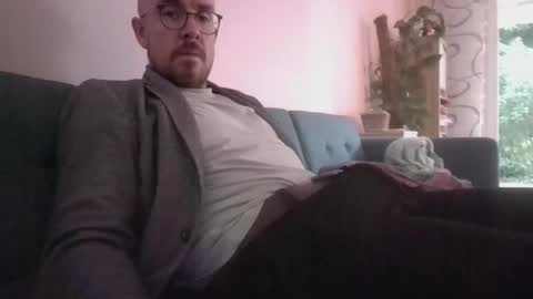 Snapshot of s_i_q chatting on 09/26/25, 07:34 s_i_q online show from 09/26/25, 07:34