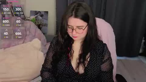 Kate online show from 07/19/26, 06:11