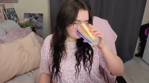 Kate online show from 07/20/26, 06:10