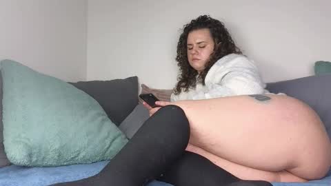 Snapshot of s_leanne_ chatting on 01/06/26, 03:54 Leanne online show from 01/06/26, 03:54