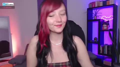 Snapshot of s_lilith chatting on 11/25/25, 01:05 Lilith independent model online show from 11/25/25, 01:05