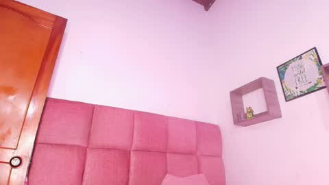 Snapshot of s_samanthax chatting on 01/13/25, 03:12 Samantha online show from 01/13/25, 03:12