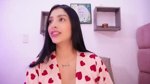 Snapshot of s_samanthax chatting on 09/18/25, 03:19 Samantha online show from 09/18/25, 03:19