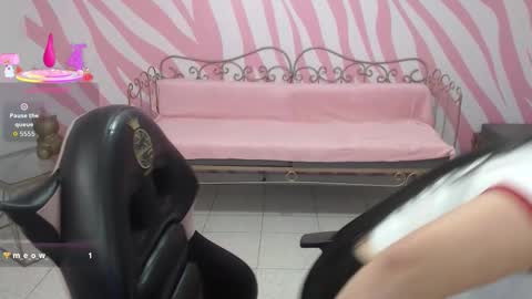 Sabrina online show from 11/13/25, 01:10