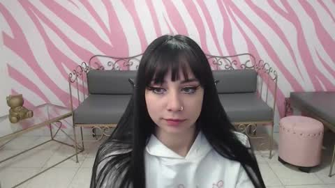 Sabrina online show from 11/21/25, 01:10