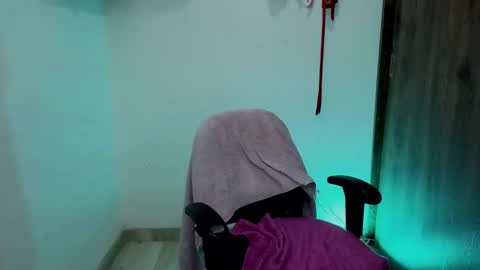 Snapshot of sabaha_ chatting on 11/28/25, 12:24 S A B A H A online show from 11/28/25, 12:24