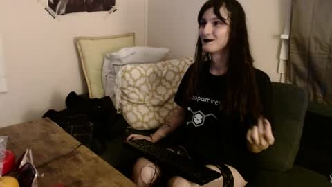 sabinewinters online show from 04/10/26, 02:06