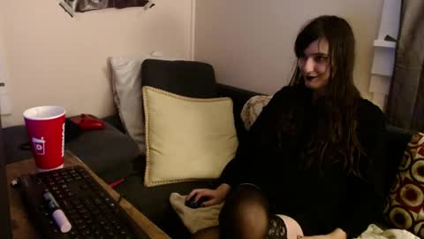 sabinewinters online show from 04/26/26, 03:48