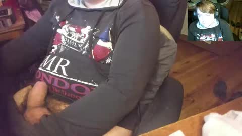 1141323  my Lord Mister Max   moms treasure online show from 11/04/25, 12:32