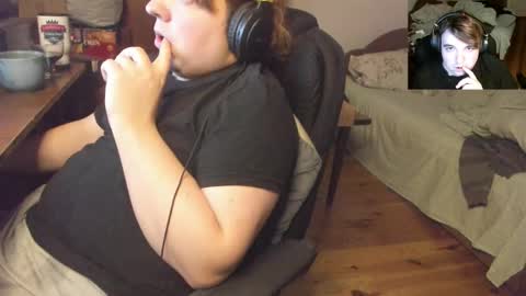 1141323  my Lord Mister Max   moms treasure online show from 12/15/25, 12:37