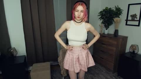 Sabrina online show from 12/05/25, 07:17