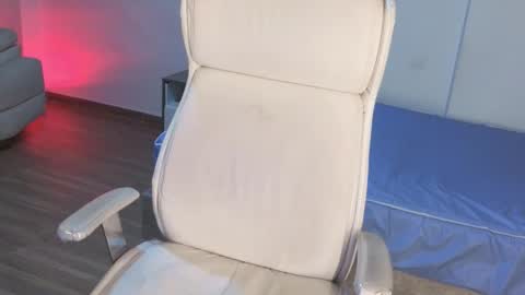 sabriin_miller_ online show from 09/20/25, 01:45