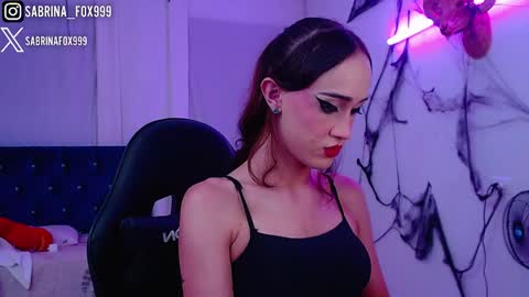 sabrina fox online show from 12/02/25, 04:18