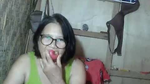 Snapshot of sabrina069 chatting on 06/28/26, 06:14 sabrina069 online show from 06/28/26, 06:14
