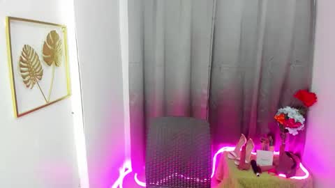 Sabrina online show from 11/03/25, 09:48