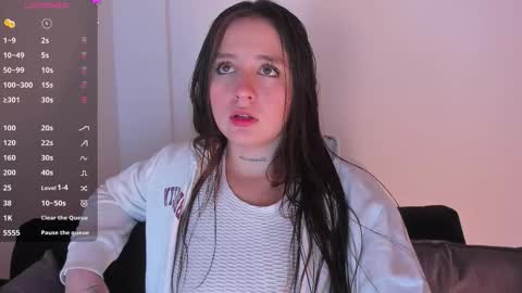 Snapshot of sabrina_lennox chatting on 09/16/25, 12:17 Sabrina Maria online show from 09/16/25, 12:17