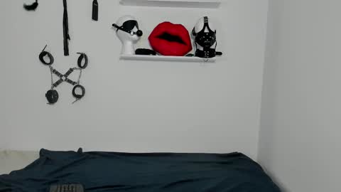 Snapshot of sabrina_rose__ chatting on 02/15/25, 12:33 Sabrina Rose  online show from 02/15/25, 12:33