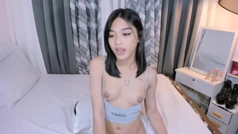 Snapshot of sabrinaametyst chatting on 02/27/25, 05:26 urHOT SABBY online show from 02/27/25, 05:26