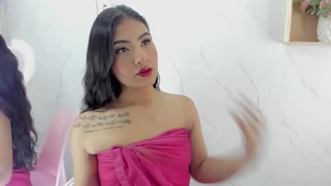 mariana  online show from 09/26/25, 10:14