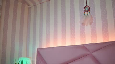  Sabrina  online show from 03/07/25, 10:43