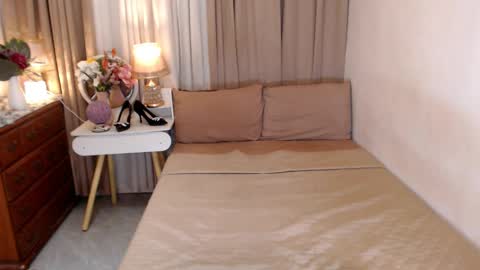 Snapshot of sabrinalocsin chatting on 01/05/25, 08:32 sabrinalocsin online show from 01/05/25, 08:32