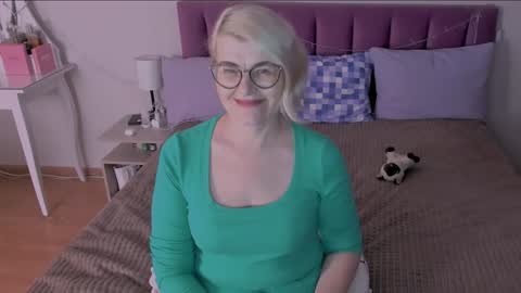 Sabrina MacMarren online show from 01/20/25, 03:28