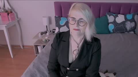 Sabrina MacMarren online show from 01/23/25, 06:24