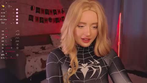 Hello im Sabrina  online show from 10/31/25, 02:12