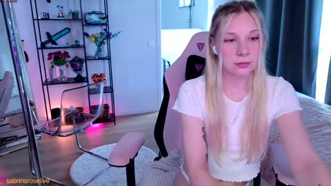 Snapshot of sabrinarose_x chatting on 05/31/26, 05:20 Sabrina Rose online show from 05/31/26, 05:20