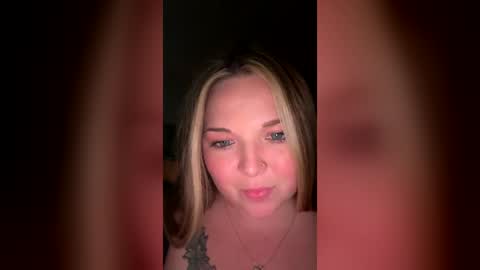 Snapshot of sabrinasexy6969 chatting on 06/23/26, 10:41 sabrinasexy6969 online show from 06/23/26, 10:41