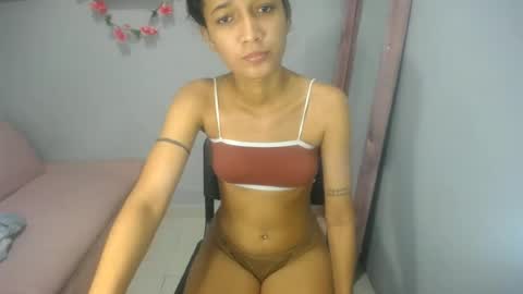 Snapshot of sabrinasofia chatting on 06/17/26, 12:24 Sabrina online show from 06/17/26, 12:24