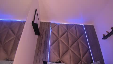 S A B R I N A  online show from 09/19/25, 11:44