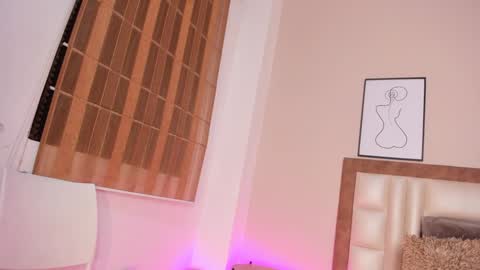 Sabrina Warren online show from 12/26/24, 11:54