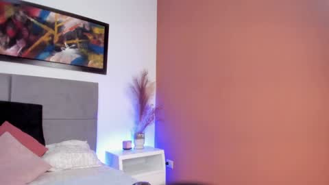 Sabrina Warren online show from 01/15/25, 12:04