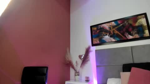 Sabrina Warren online show from 02/19/25, 11:38