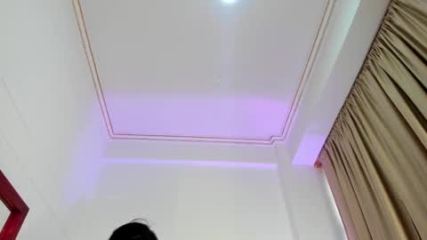 Sabrina Warren online show from 02/20/25, 11:53