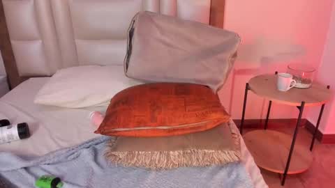 Sabrina Warren online show from 03/08/25, 03:13